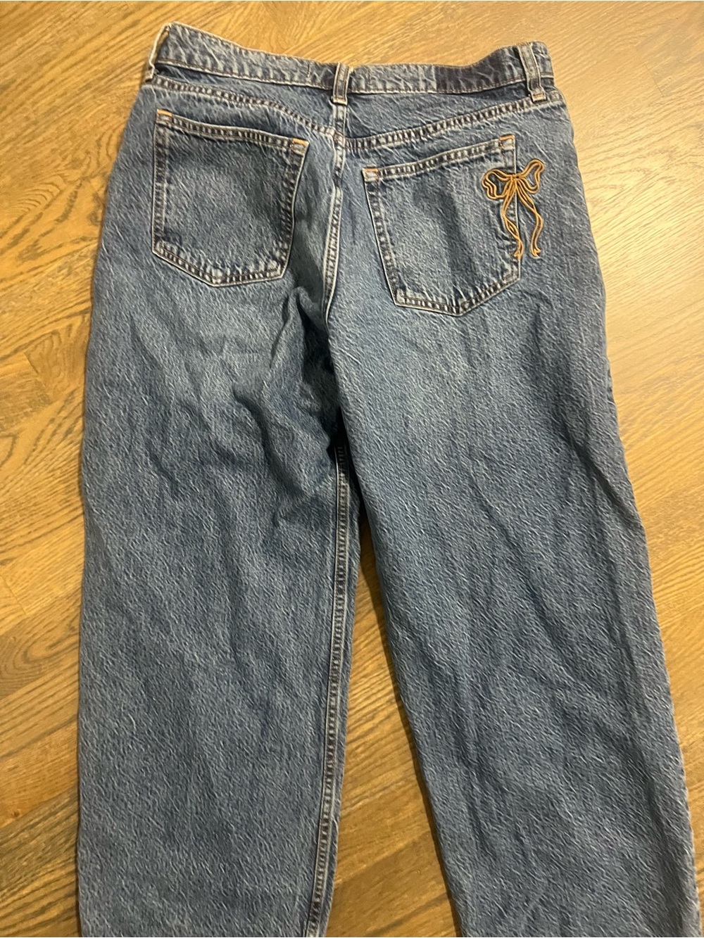 Adorable Abercrombie & Fitch: lowrise/ultra loose 26 short jeans